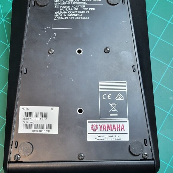 Yamaha Mixer - Picture 6 of 6